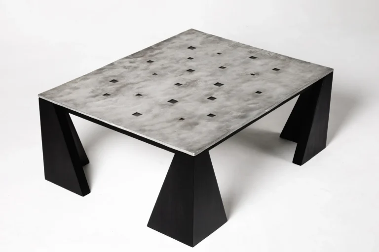 Mesa de Centro Plano, em perspectiva superior, da coleção Massiva, da DONÓ Design.